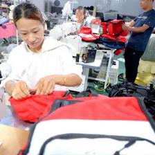 河北邯鄲:微工廠助農(nóng)增收